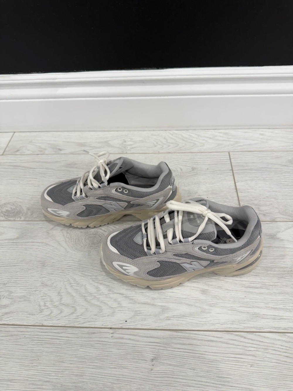 New Balance Lifestyle 725 V1 Rain Cloud, Grey & Sea Salt